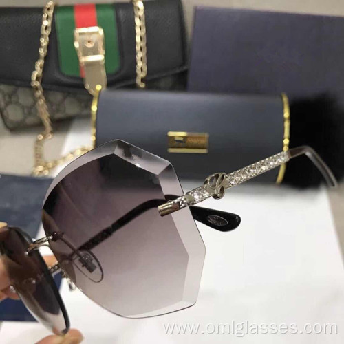 Fashion Sunglasses with Stainless Eyeglass Frames